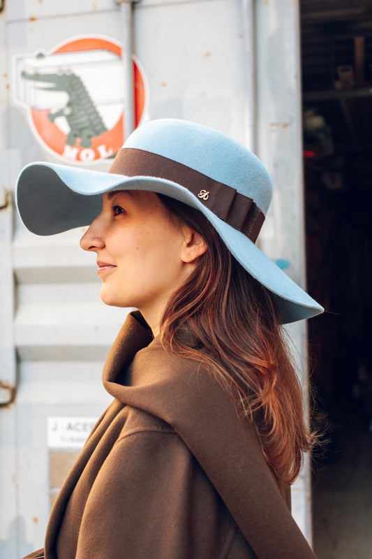 Leyla hat