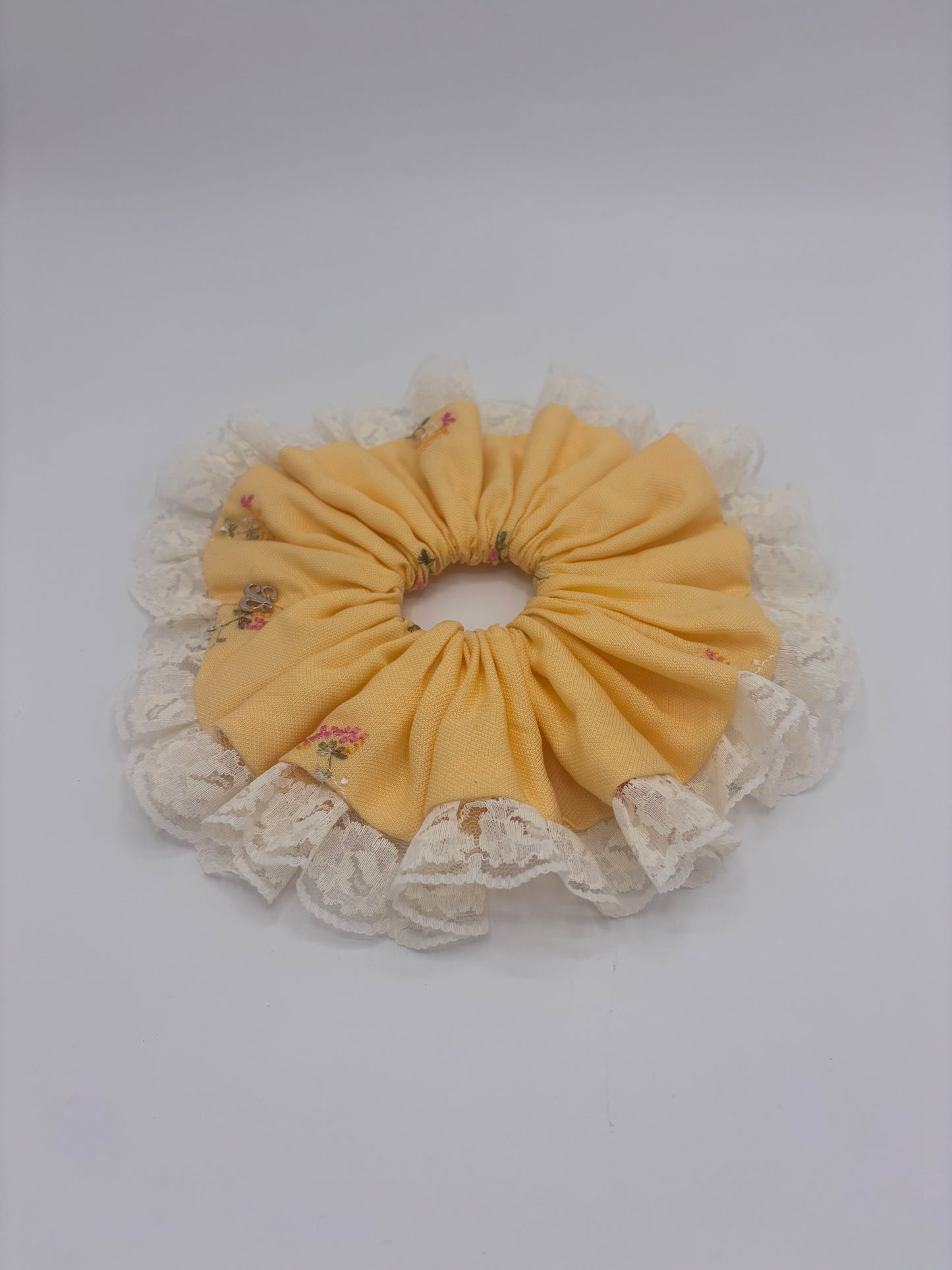 Super Scrunchie