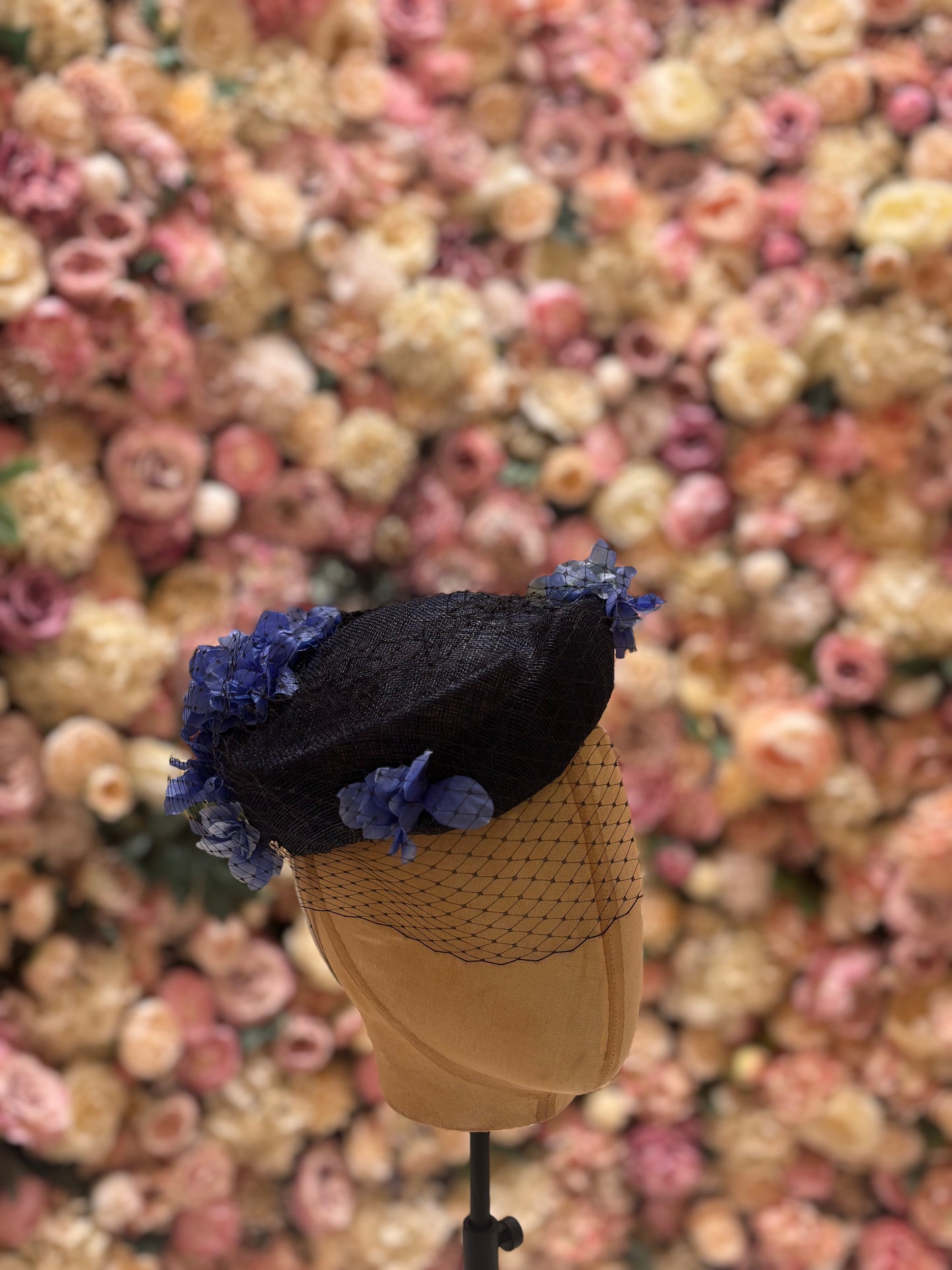 Floral Percher