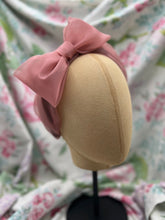 Load image into Gallery viewer, Jaunted Bow Headband
